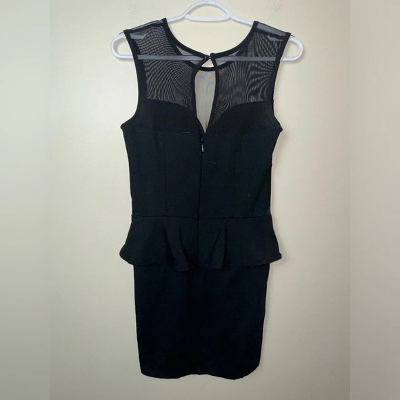 Bebe Size M - Picture 7 of 7